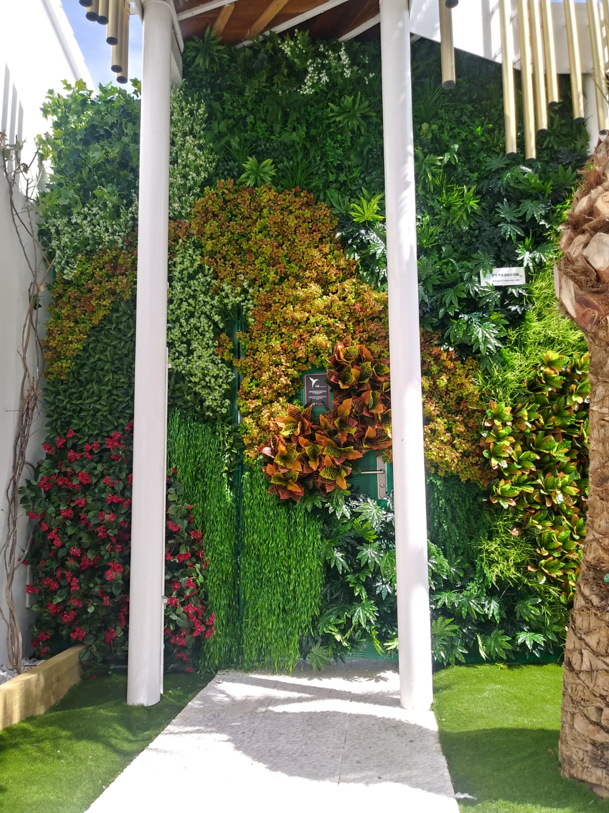 jardin vertical original artificial en ibiza