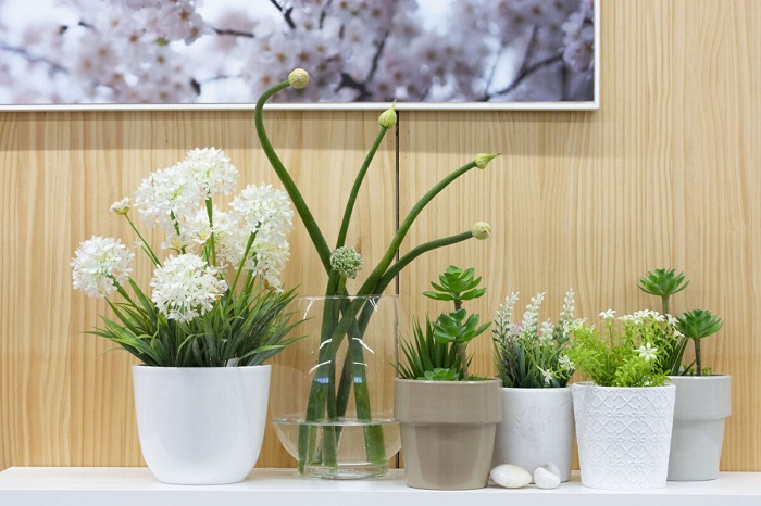 decorar con plantas artificiales